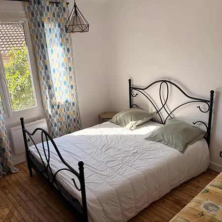 Maison Biola * Groléjac